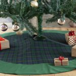 Black Watch tartan tree skirt with velvet edge