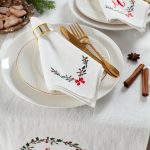 Holly linen napkins