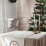 Holly linen table runner (Merry christmas)