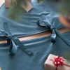 See green velvet tree skirt - Image 3