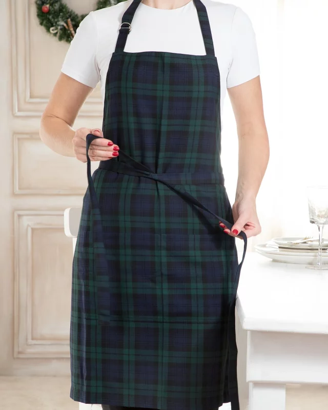 Create a special atmosphere in the home with a personalized apron! 🖤 Choose a name, phrase, or unique design – a perfect gift for loved ones or yourself to make everyday life even more beautiful! ✨

Check out our apron collection on our Etsy page!

Radi īpašu noskaņu mājās ar personalizētu priekšautu! 🖤 
Tevis izvēlēts vārds, frāze vai īpašs dizains - lieliska dāvana mīļajiem vai sev, lai padarītu ikdienu vēl skaistāku! ✨

Apskati priekšautu piedāvājumu mūsu Etsy lapā! 

#AndraOtoTextiles #madeinLatvia #Apron #Personalised #Custommade #forrestaurants